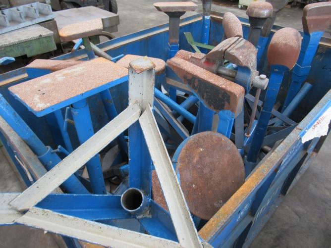 PALI PER BATTITURA FORMING HAND TOOLS